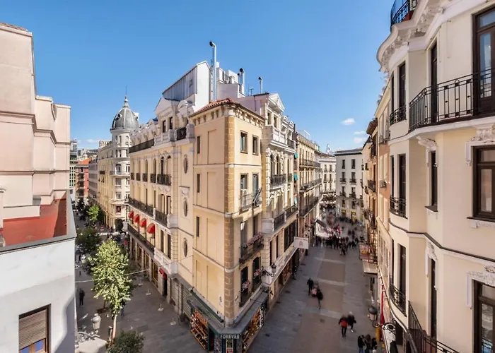 Bright- 1Bd 1Bth Furnished - Sol